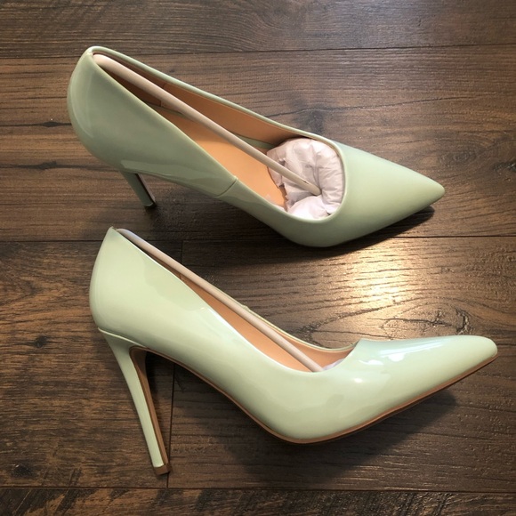 Elegant Pastel Green Women's Heels - Picture 2 of 4